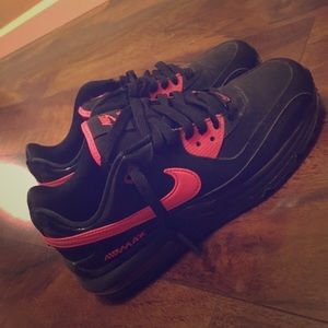 Women’s Rare Nike Air Max Sneakers